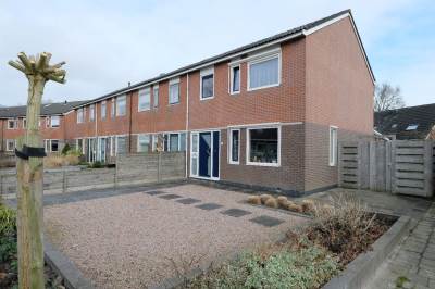 Woning Molenerf 38 Buitenpost
