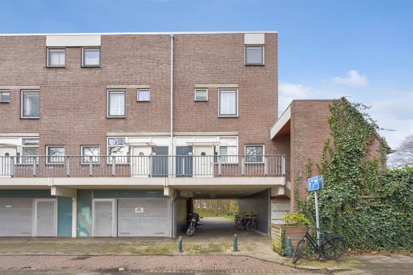 Woning Albert Rousselstraat 16 Den Haag