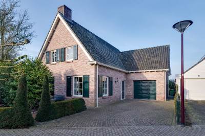 Woning Rietmade 18 Hoeven