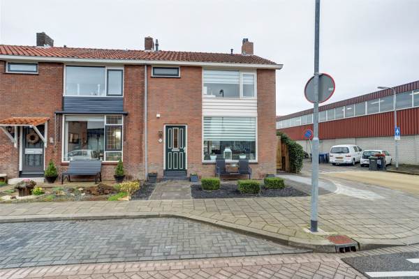 Woning Christiaan Huygensstraat 12 Zwijndrecht