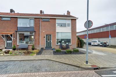 Woning Christiaan Huygensstraat 12 Zwijndrecht