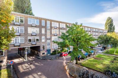 Woning Charlotte de Bourbonstraat 7III Amsterdam