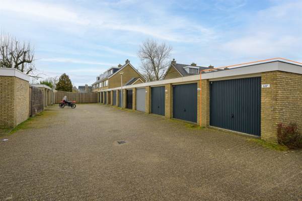 Garage Willem Barentszlaan 68a Voorschoten