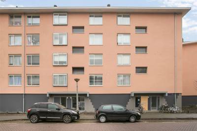 Woning John Motleyhof 141 Amsterdam