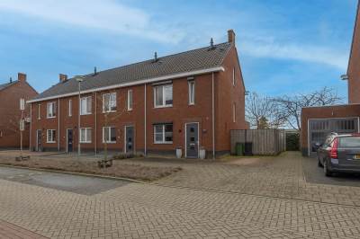 Woning St. Isidorusstraat 27 Leunen