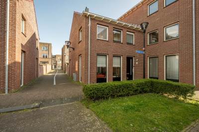 Woning Kaapstander 15 Oud-Beijerland