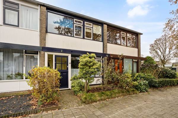 Woning van Limburg Stirumlaan 45 Hoogezand