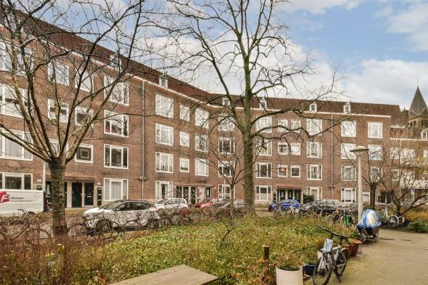 Woning Doggersbankstraat 142 Amsterdam