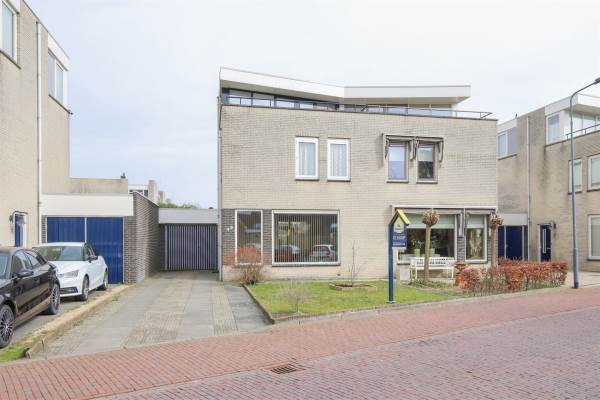 Woning Banjaardstraat 48 Lewedorp