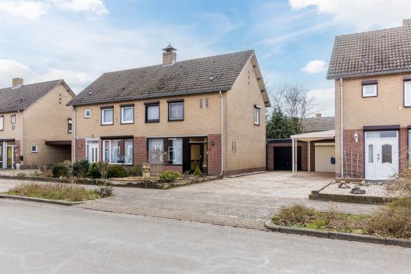 Woning Van Bergenstraat 18 Bergen (LI)