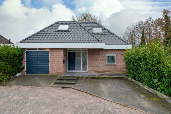 Woning Langetuin 176 Zwaag