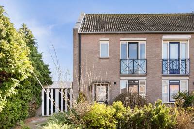 Woning Burg.Remerystraat 10 Nieuw-Vossemeer