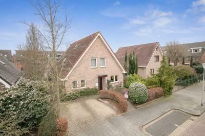 Woning Pieter Johan Tijkenstraat 33 Poortugaal