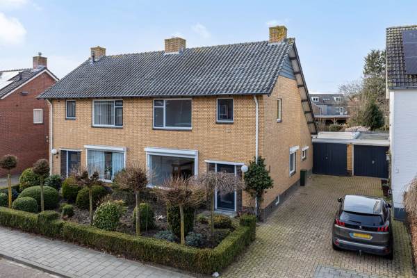 Woning Bernhardstraat 15 Riel