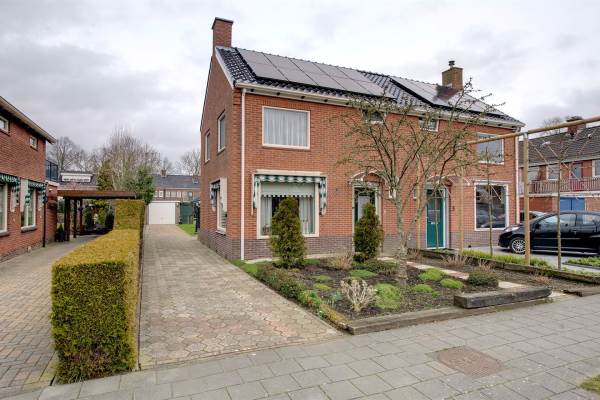 Woning Wethouder Veenkamplaan 5 Delfzijl