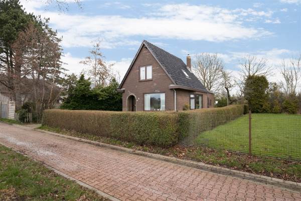 Woning Steenwijkerweg 239 Witte Paarden
