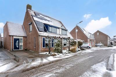 Woning Burg. Hendrik Wolferthof 16 Hoek