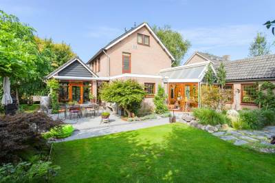 Woning Op de Hof 10 Beers