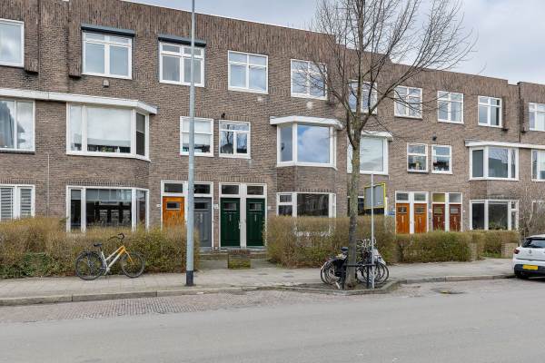 Woning E. Thomassen à Thuessinklaan 12 Groningen