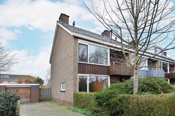Woning Dr. Alphons Diepenbrockstraat 39 Nootdorp