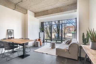 Woning Burgemeester Hogguerstraat 1187 Amsterdam