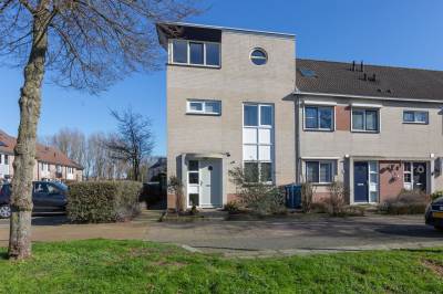 Woning Lange Voren 133 Barneveld