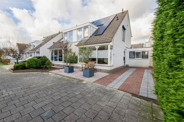 Woning Pastoor Botsstraat 7 Assendelft