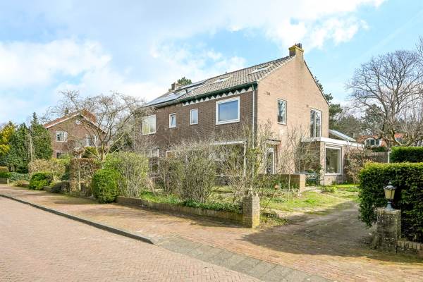 Woning Charlotte de Bourbonlaan 19 Santpoort-Zuid