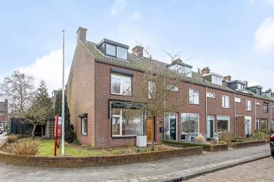Woning Brunita J. Gemmekelaan 21 Voorschoten