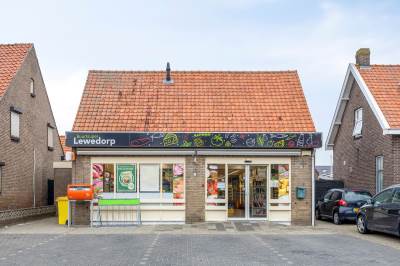 Woning Burgemeester Lewestraat 7 Lewedorp