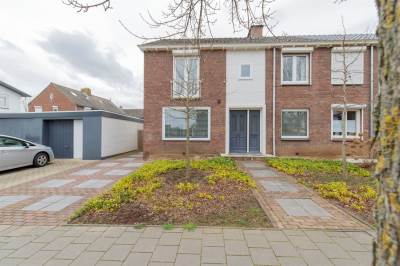 Woning Van Veldekelaan 14 Geleen