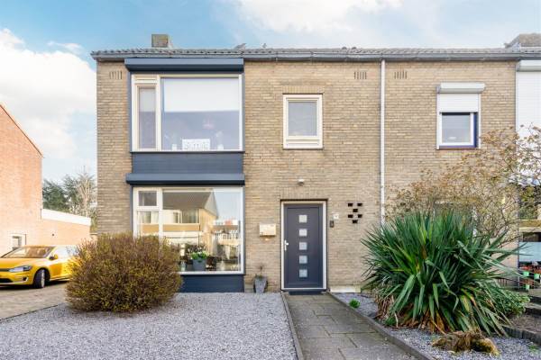 Woning Dr. Poelsstraat 33 Oosterhout (NB)