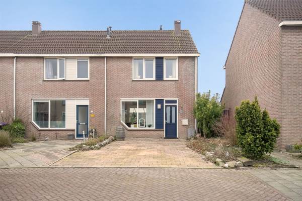 Woning Scheerwoldestraat 12 Emmeloord
