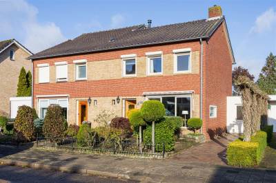 Woning Jacob van Ruysdaelstraat 4 Haaksbergen
