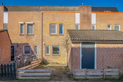 Woning Bereklauw 47 Kampen