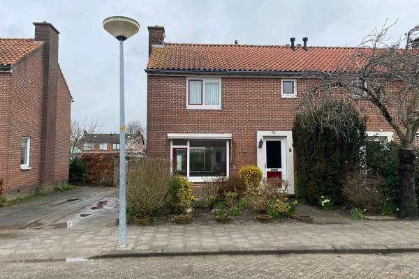 Woning John F. Kennedylaan 9 't Veld