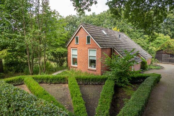 Woning Hoofdweg 5 Peest