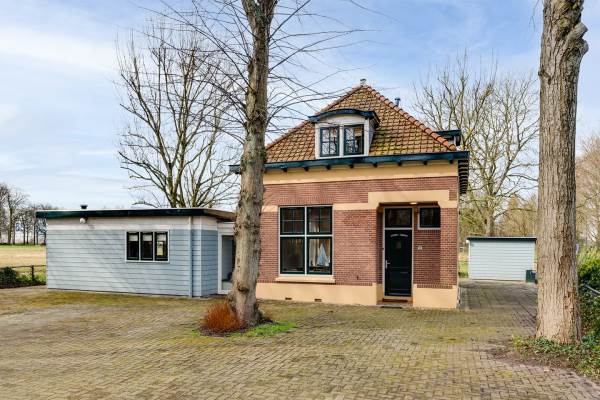 Woning Amstelwijckweg 12 Dordrecht