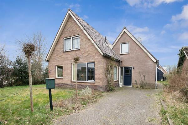 Woning Haarsmastraat 1 Wapse