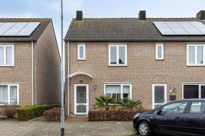 Woning Donizettistraat 8 Hulst