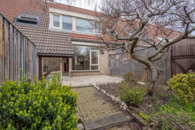 Woning Valkenier 45 Rhoon