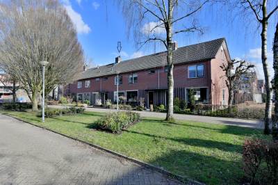 Woning van der Duyn van Maesdamstraat 114 Twello