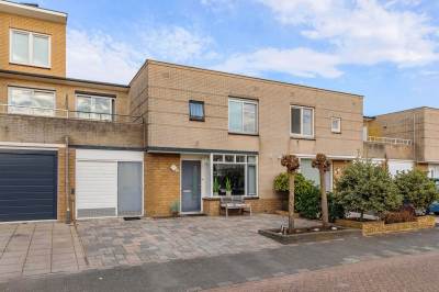 Woning Elisabeth Vijlbriefstraat 8 Velserbroek