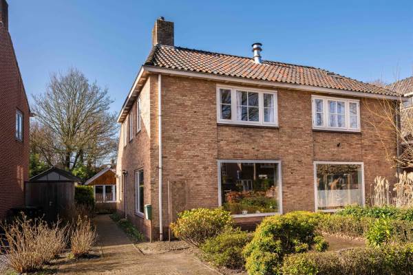Woning Dokter van Peltlaan 34 Bergen (NH)