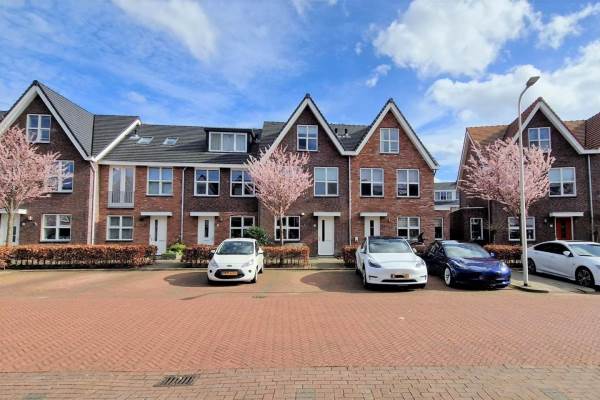 Woning Fanny Blankers-Koenstraat 18 Alphen aan den Rijn