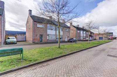 Woning Nieuwstraat 12 Alphen (NB)