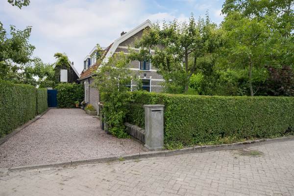 Woning Kerkpad 11 Warmenhuizen