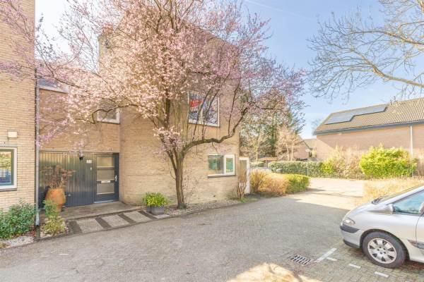 Woning Kruisbes 35 Leiden