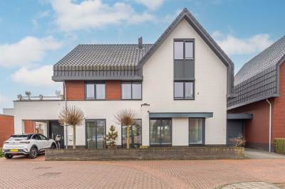 Woning De Bleek 16 Vianen (UT)