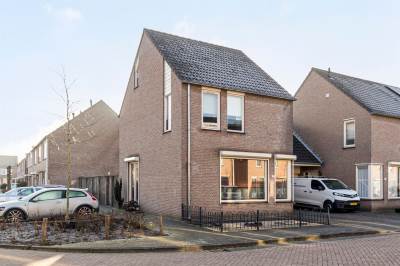 Woning Burgemeester van Heesbeenstraat 21 Vlijmen